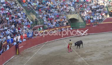 Requena, İspanya - 2 Eylül 2017: Bullring, Jesus Duque, İspanyol gelenek