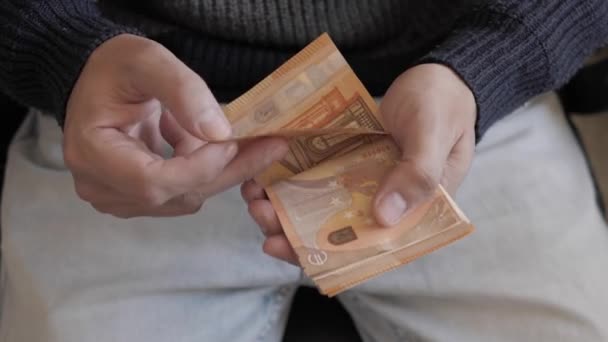 Manos Hombre Contando Billetes Cincuenta Euros — Vídeo de stock