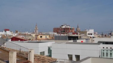 Valencia - İspanya, 22 Eylül 2018: Valencia merkezi panoramik bir teras görünümlerinden