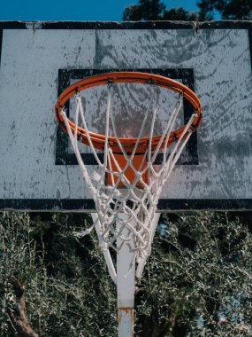 Basketbol sepetten bir sokak Park