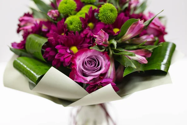 Sensual Bouquet Green Amaranth Gray Paper Transparent Vase Light Background — Stock Photo, Image