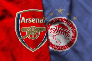 Pringsewu, Lampung; 16 Eylül 2025; UEFA Şampiyonlar Ligi maçında Olympiacos 'a karşı Arsenal futbol kulübü logosunun orijinal dalgalı kumaşı