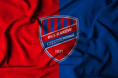 Pringsewu, Lampung; 20 Eylül 2025; Polonya üst ligi Ekstraklasa 'da Çek Futbol Kulübü bayraklarında rozet logosu