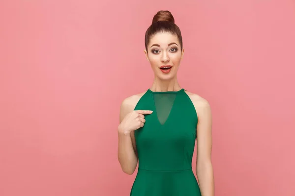 Optimistic Successful Beautiful Woman Collected Hair Green Dress Pointing Finger — Stock Photo, Image