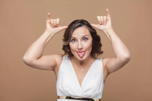 Funny Adult Woman Making Horns Signs Showing Stupid Mimicry Camera — Stock Photo, Image
