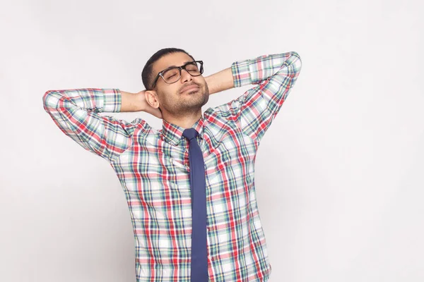 Uomo Affari Barbuto Sognante Camicia Scacchi Con Gli Occhi Chiusi — Foto Stock