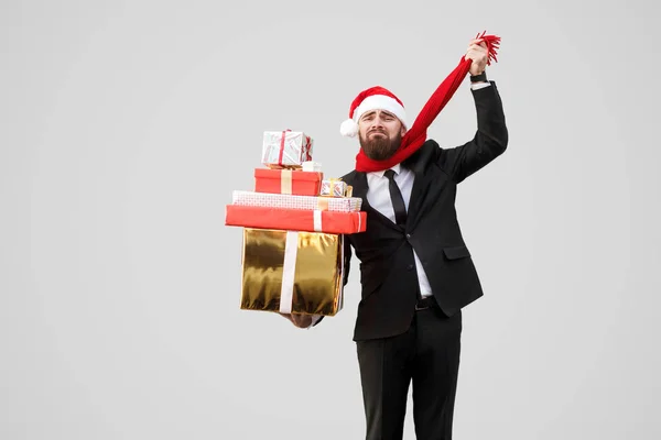 Barbudo Tristeza Hombre Negocios Sosteniendo Cajas Regalo Tirando Bufanda Garganta — Foto de Stock