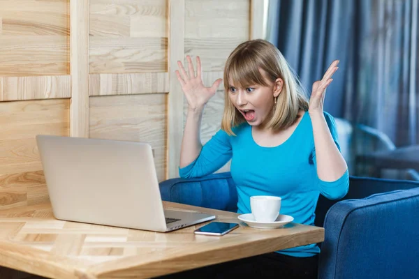 Aggressive Unhappy Woman Freelancer Blue Blouse Having Bad Mood While — Stock Photo, Image