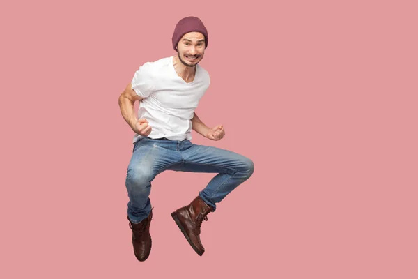 Gelukkig Bebaarde Hipster Jonge Man Wit Overhemd Blauwe Jeans Met — Stockfoto