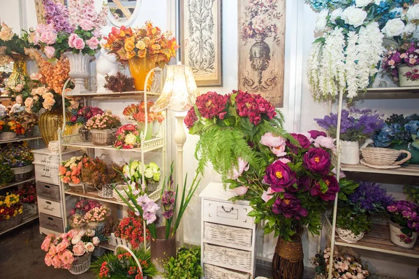 Sammlung Schöner Blumensträuße Und Pflanzen Blumenladen — Stockfoto