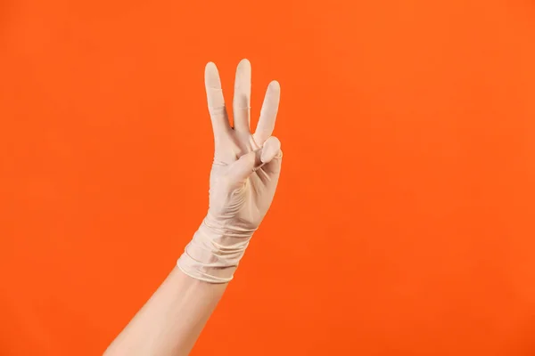 Perfil Vista Lateral Close Mão Humana Luvas Cirúrgicas Brancas Mostrando — Fotografia de Stock