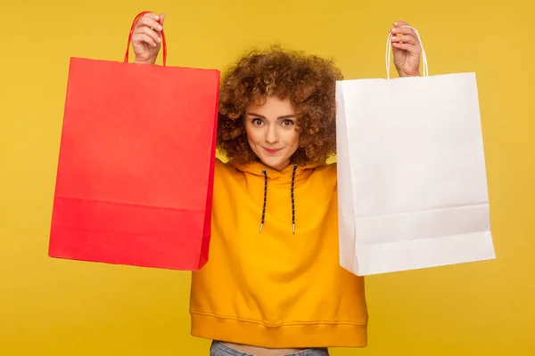 Portrait Happy Shopper Curly Haired Hipster Girl Hoodie Raising Shopping — Zdjęcie stockowe