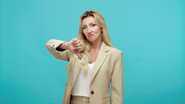 Angry Unsatisfied Blond Woman Business Suit Showing Thumbs Dislike Gesture — Stock Video