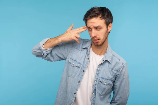 Geste Des Selbstmordes Porträt Eines Frustrierten Verzweifelten Jungen Mannes Arbeiter — Stockfoto