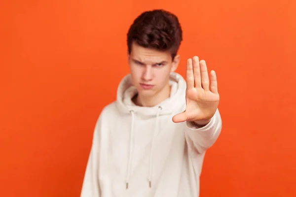 Nein Selbstbewusster Junger Mann Lässigem Sweatshirt Mit Ernstem Gesicht Stopp — Stockfoto