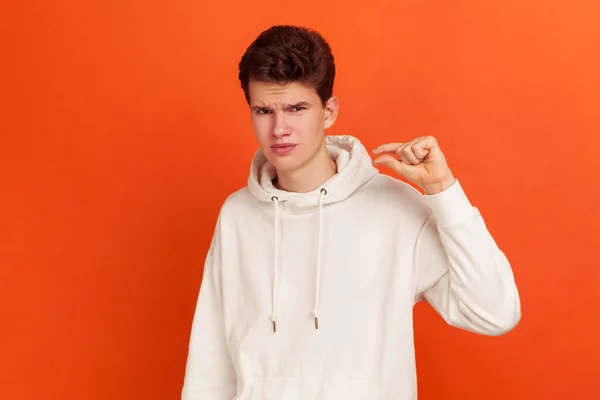 Olycklig Besviken Tonåring Casual Hoodie Visar Liten Gest Med Fingrar — Stockfoto