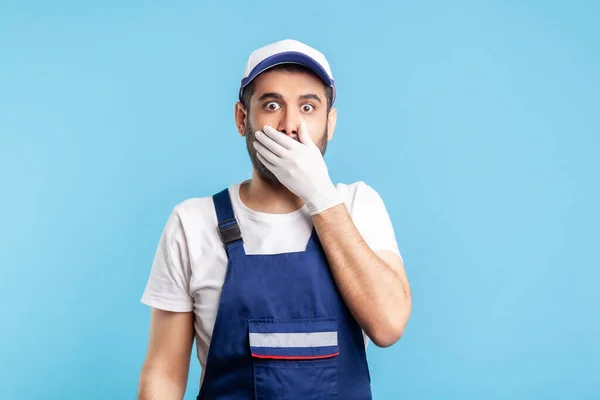 Ich Sage Niemandem Etwas Der Ängstliche Handwerker Overalls Und Handschuhen — Stockfoto