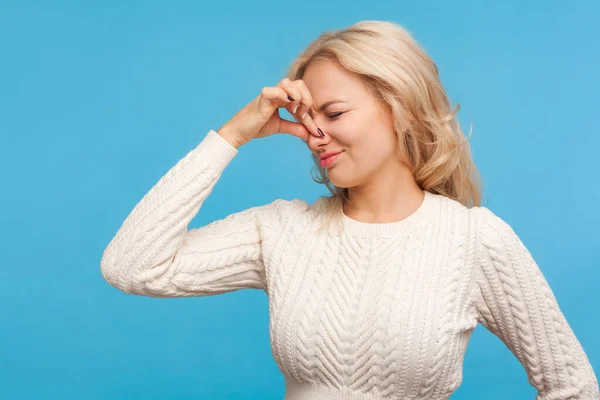 Blond Woman Holding Breath Fingers Nose Feeling Unpleasant Smell Disgusted — Stock Photo, Image