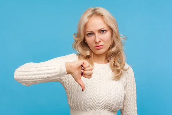 Dissatisfied Unhappy Woman Curly Blond Hair Showing Thumbs Dislike Feedback — Stock Photo, Image