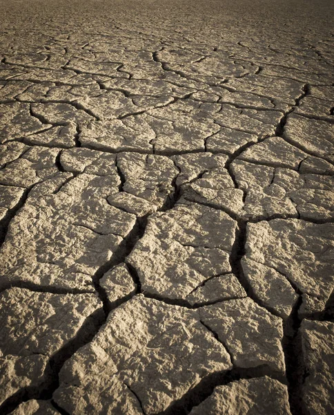 Tierra Seca Agrietada Como Fondo —  Fotos de Stock