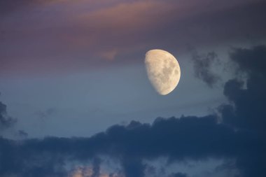 Soyut dolunayda gökyüzü arka plan