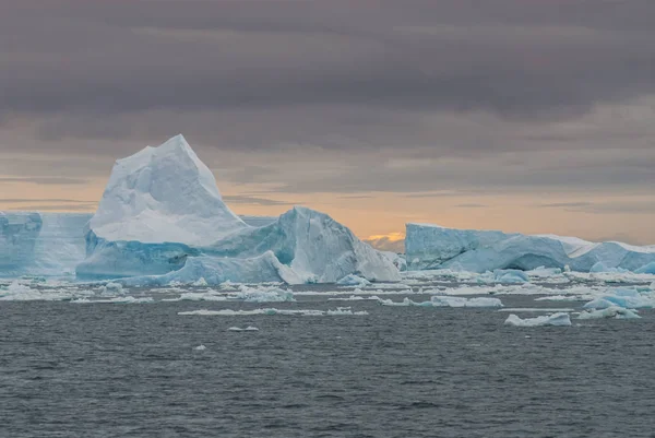 Vue Panoramique Paysage Gelé Sauvage Antarctique — Photo