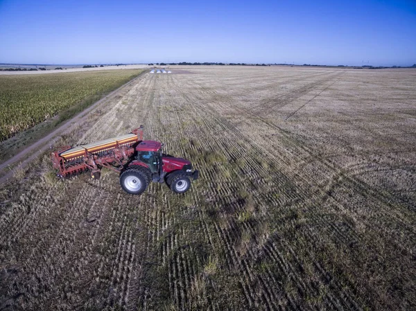 Flygfoto Traktor Och Seeder Direkt Sådd Pampa Regionen Argentina — Stockfoto