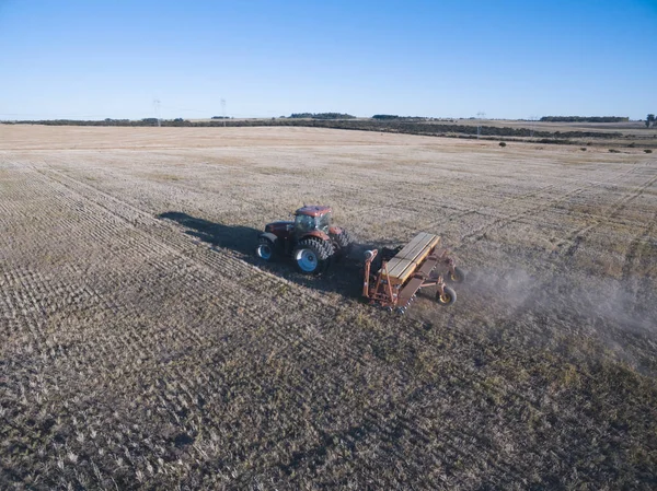 Vista Aérea Semeadura Direta Máquinas Agrícolas Pampa Patagônia — Fotografia de Stock