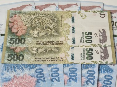 İki yüz beş yüz peso, Arjantin yeni banknotlar