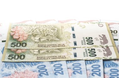 İki yüz beş yüz peso, Arjantin yeni banknotlar