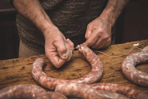 Preparación artesanal de salchichas, Tradición argentina, Pampa, Patag — Foto de Stock