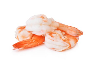 Kaynamış karides beyaz arkaplanda izole edildi