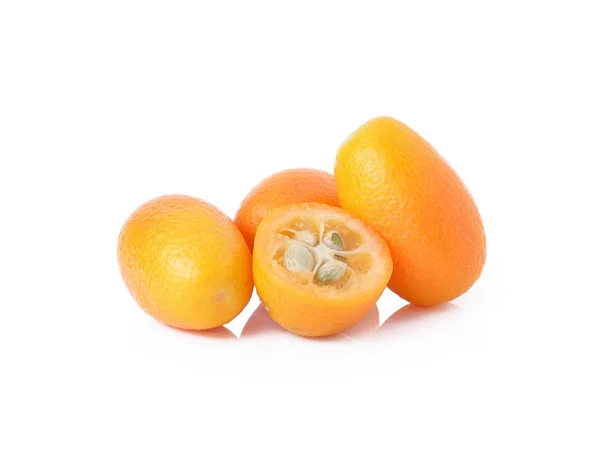 Frutos Kumquat Aislados Sobre Fondo Blanco — Foto de Stock