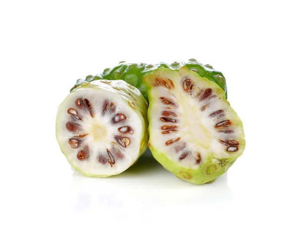 Fruta Exótica Noni Sobre Fondo Blanco — Foto de Stock