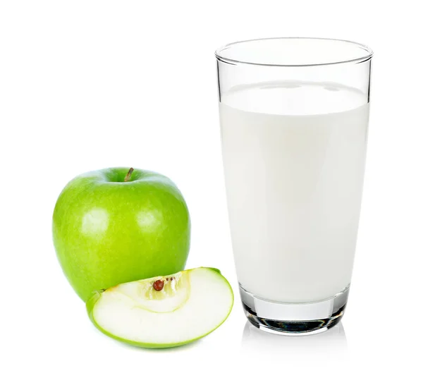 Vaso Leche Manzana Verde Aislado Sobre Fondo Blanco —  Fotos de Stock