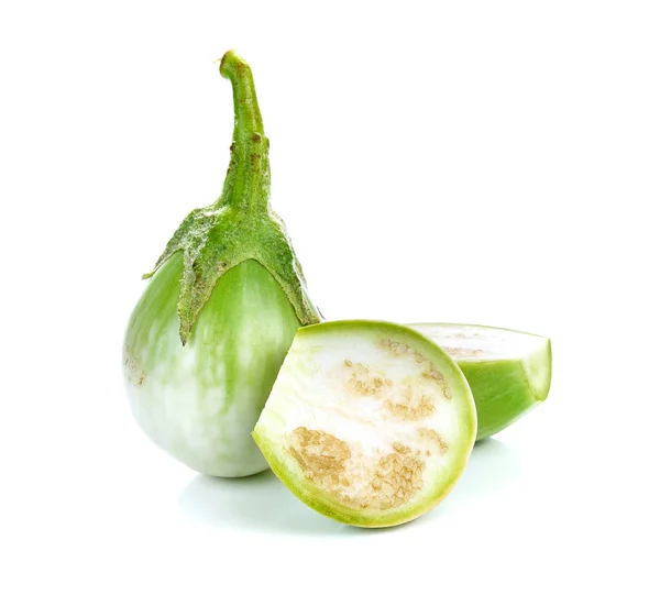 Yeşil Patlıcan Beyazda Izole Edilmiş — Stok fotoğraf
