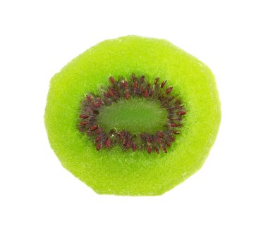 Kurutulmuş kivi beyaz arkaplanda izole edildi