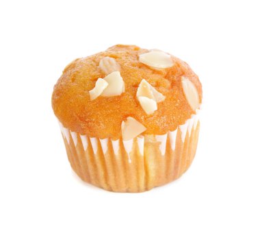 Beyaz arka planda izole edilmiş lezzetli kek.