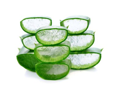 aloe vera izole taze yaprak beyaz arka plan