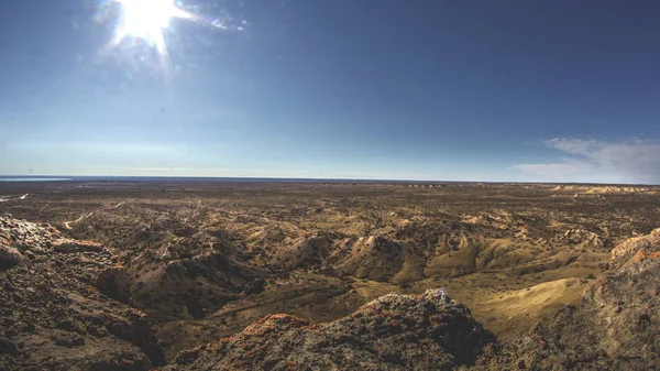 Landscape Photography Outdoor Natural Light, landscaping in the middle of the desert.