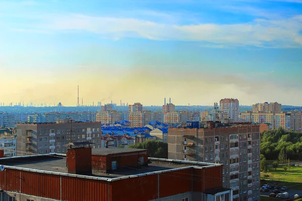 Şehrin panoramik görüntüsü