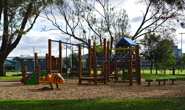 Colorido parque infantil — Foto de Stock