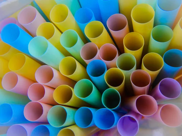 Single-use plastic straws