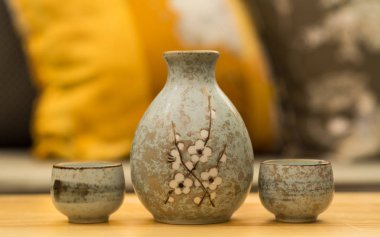 tatlı sake Japon içki için kase