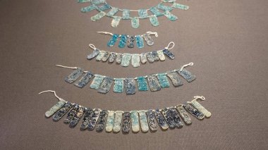 Kolye mavi cam, 14.-13. 