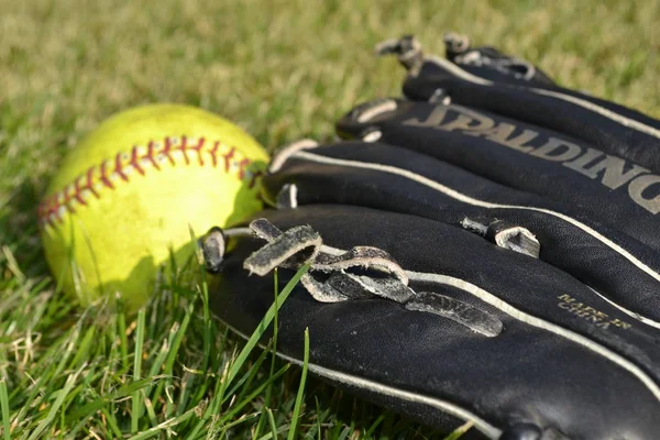 Baseball Yellow Ball Lies Baseball Glove Lies Lawn Middle Green — Stock Photo, Image