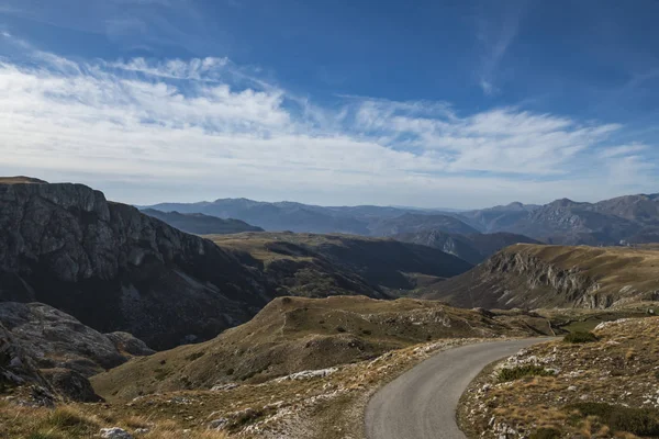 Paisaje Montaña Carretera Día Nublado Otoño — Foto de Stock