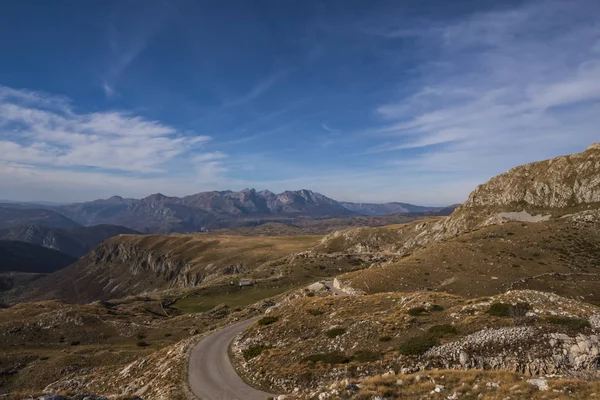 Paisaje Montaña Carretera Día Nublado Otoño — Foto de Stock