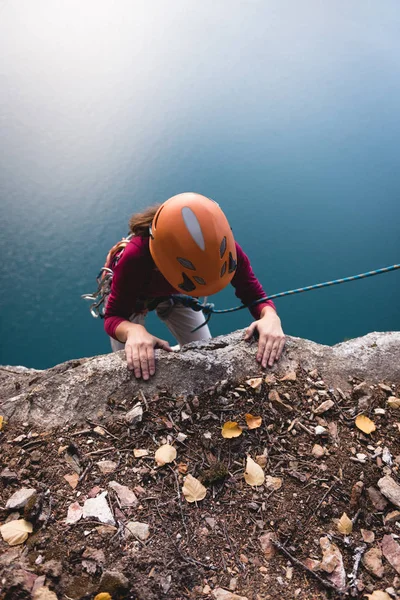 Rock Climber Reaching Cliff Top Sunny Day — Stock Photo, Image