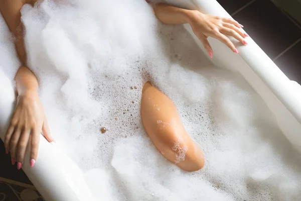 Cropped View Woman Taking Bath Foam Bathtub Home — Stock Photo, Image